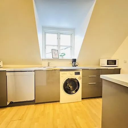 아파트 Aday - Starlight 2 Bedrooms In The Heart Of *