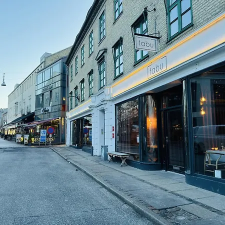 Aday - Starlight 2 Bedrooms In The Heart Of 아파트 올보르